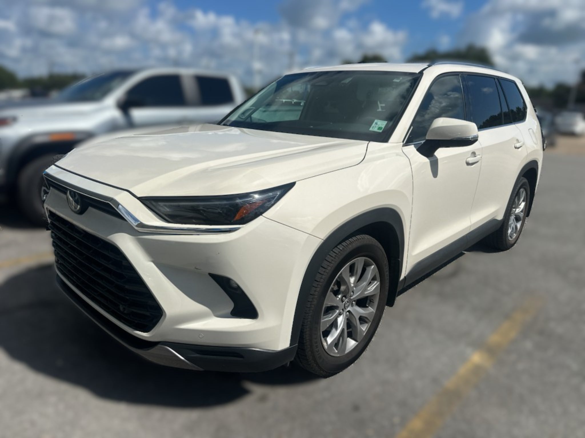 toyota grand highlander 2024 5TDAAAB53RS030992 image toyota grand highlander 2024 5TDAAAB53RS030992 image